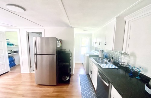 Manasquan Casa | Come stay in paradise, AKA Manasquan, NJ, at our lovely beach house!