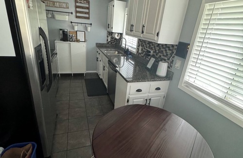 Harrison Casa | Come stay, relax and unwind at this centrally-located home in Willard Hay.