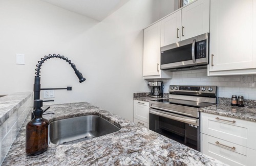 The Galena Territory Casa | Come Vibe @ Valleywood! 2BR Modern TH - Marina and Club Access!