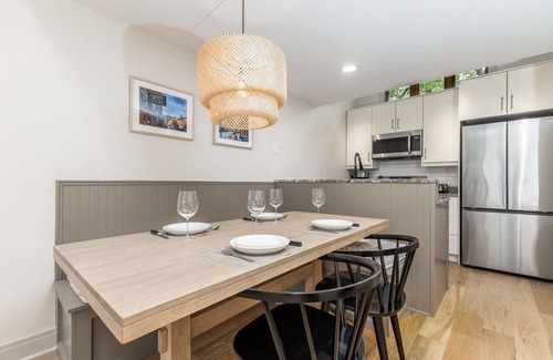 The Galena Territory Casa | Come Vibe @ Valleywood! 2BR Modern TH - Marina and Club Access!