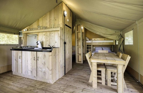 Signy-lAbbaye Apartamento | Tienda de campaña glamping en Signy-LAbbaye