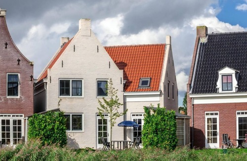 Anjum Casa | Comfort 10-person residence in the holiday park Landal Esonstad