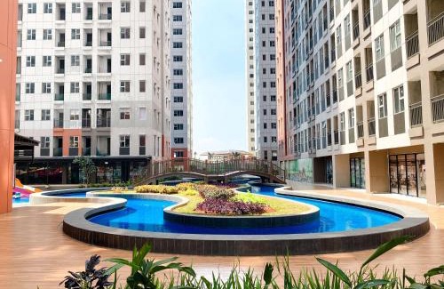 Bekasi Timur Apartamento | Comfort 2BR at Transpark Juanda Bekasi Timur Apartment By Travelio