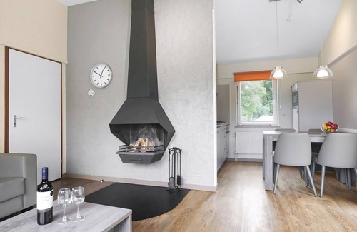 Stadtkyll Casa | Comfort 4-person bungalow in the holiday park Landal Wirfttal