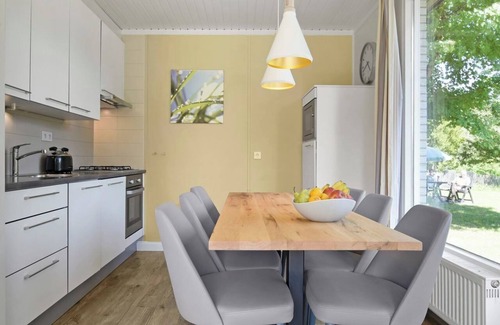 Kell am See Casa | Comfort 6-person bungalow in the holiday park Landal Hochwald