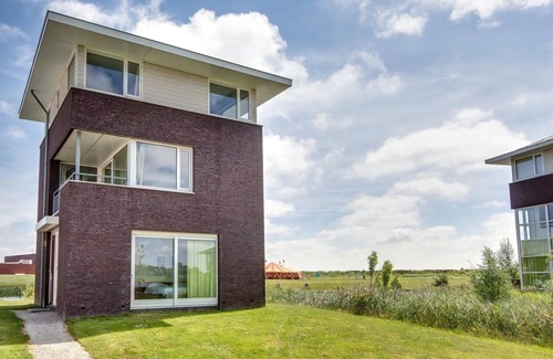 Anjum Casa | Comfort 6-person residence in the holiday park Landal Esonstad