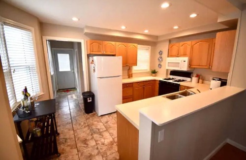 Downingtown Casa | Comfort and Charm Right Downtown