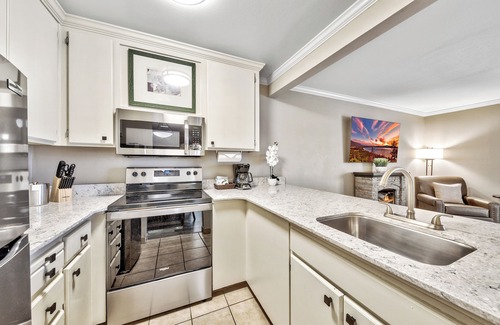 South Lake Tahoe Complejo | Comfort and Convenience! 2 Relaxing Units, Free Breakfast, Pets Allowed