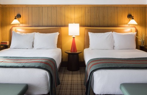 Jackson Hotel | Comfort and Convenience! 2 Comfortable Units, Onsite Pool, Free Parking