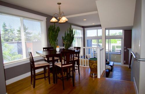 North Queen Anne Casa | Comfort and Grace Perched on Queen Anne Hill