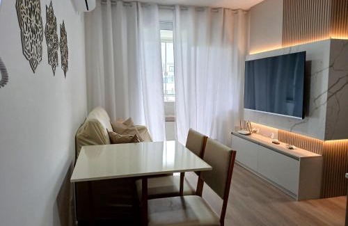 Ingleses Centro Apartamento | Conforto y piscina cerca de la playa - RHL0302