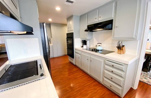 Greenbriar Casa | Comfort and Relaxation in Multi-Million $$$ area!!