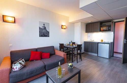 Quartier Administrations Apartamento | Comfort Aparthotel Nimes Centre