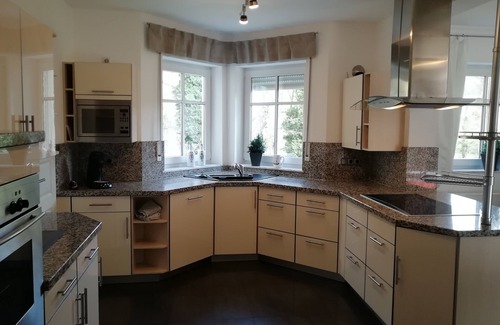 Karthauserhofgelande Apartamento | Apartamento confort en el parque de juegos