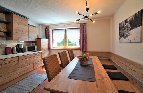 Ehrwald Apartamento | "Casa Trueferhof" jardín grande con vistas a la montaña. Para sentirse bien!