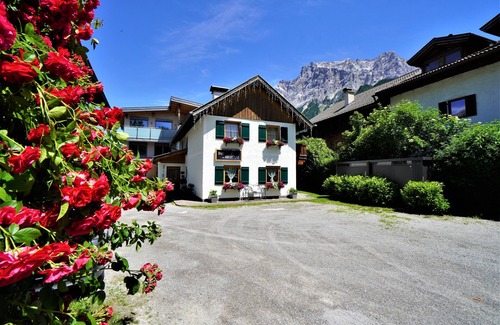 Ehrwald Apartamento | "Casa Trueferhof" jardín grande con vistas a la montaña. Para sentirse bien!