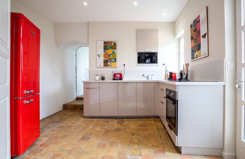 Beaune Casa | COMFORT, CHARM, POOL AND EXCEPTIONAL VIEW