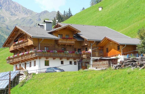 Innervillgraten Apartamento | Comfort Dreibettzimmer - Apartmenthaus Gutwenger - Selmerhof