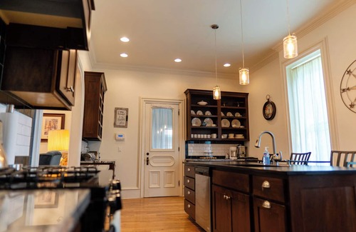 La Crosse Casa | Comfort & Elegance in a Historic La Crosse, Wisconsin Mansion