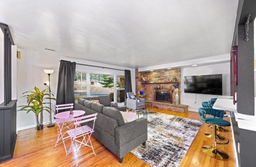 Coatesville Apartamento | Comfort, Fun, & Charming - 5BR Oasis with Pool