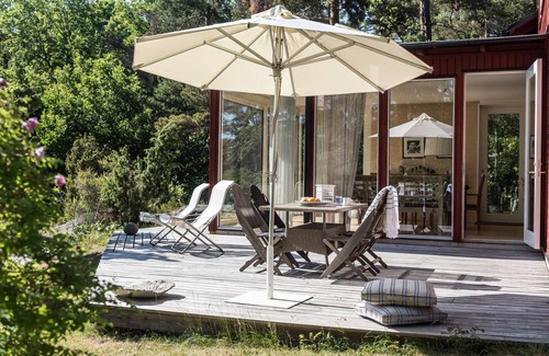 Varmdo Casa | Comfort holiday home with sea views near Stockholm