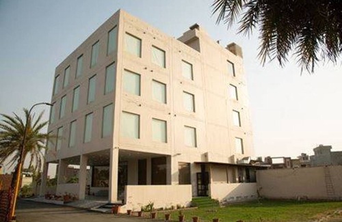 Amritsar Hotel | Comfort Hotel Amritsar
