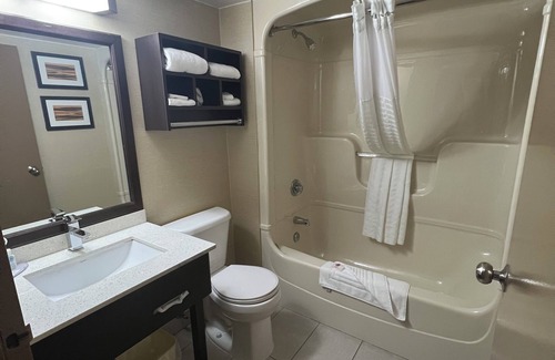 Cornwall Hotel | Comfort Inn