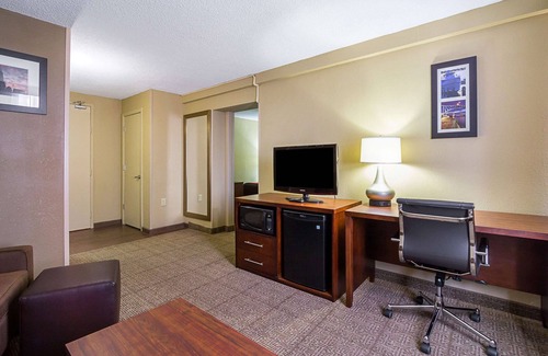 Downtown Cleveland Hotel | Comfort Inn Downtown