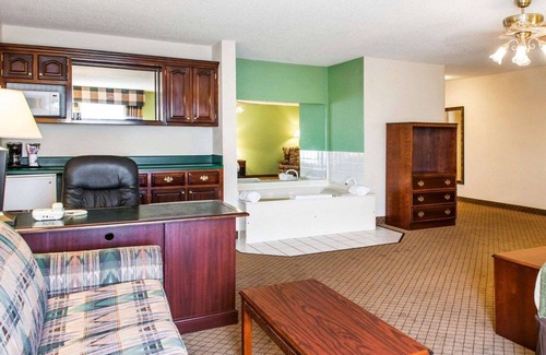 Goshen Hotel | Comfort Inn Goshen