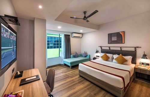 Delhi Hotel | Comfort INN Grand - Kaushambi