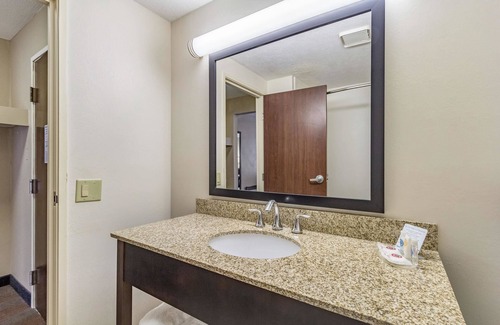 Independence Hotel | Comfort Inn - Independence