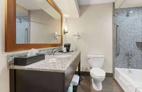 East Texas Hotel | Comfort Inn Lehigh Valley West - Allentown