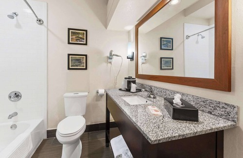 East Texas Hotel | Comfort Inn Lehigh Valley West - Allentown