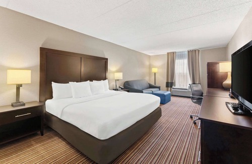 East Texas Hotel | Comfort Inn Lehigh Valley West - Allentown