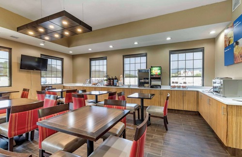 Marion Hotel | Comfort Inn Marion near Downtown & Blue Ridge PKWY