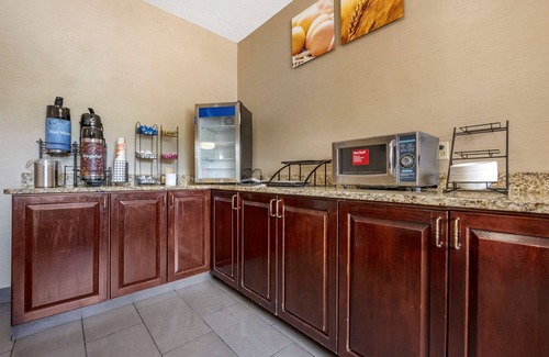Strabane Hotel | Comfort Inn Meadowlands