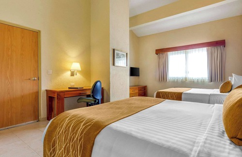 Puerto Vallarta Hotel | Comfort Inn Puerto Vallarta Golfside & Marina