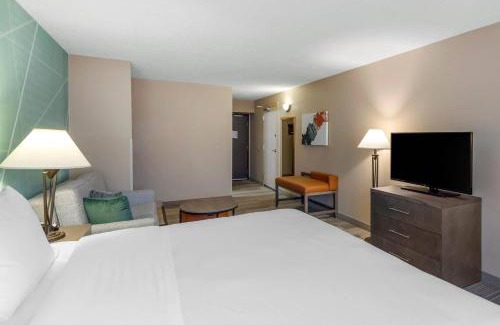Dakota Ridge - Northbriar Hotel | Comfort Inn & Suites Boulder