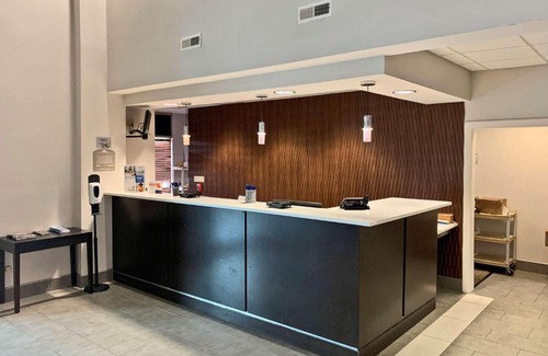 Columbus Hotel | Comfort Inn & Suites Columbus North