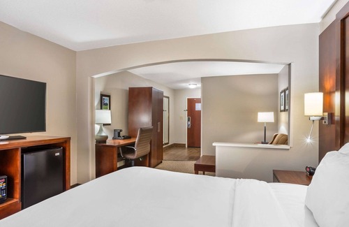 Conway Hotel | Comfort Inn & Suites Conway