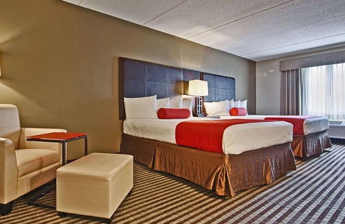Akron Hotel | Comfort Inn & Suites Copley Akron