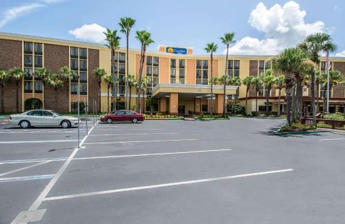 Florida Central Atlantic Coast Hotel | Comfort Inn & Suites Kissimmee by the Parks