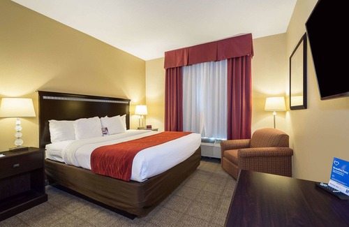 Davenport Hotel | Comfort Inn & Suites Maingate South