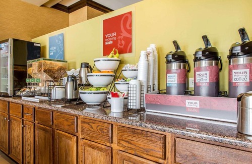 Meriden Hotel | Comfort Inn & Suites Meriden East