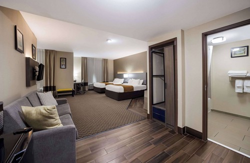 Midway Hotel | Comfort Inn & Suites Midway - Tallahassee West