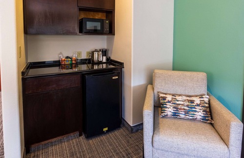 New Iberia Hotel | Comfort Inn & Suites New Iberia - Avery Island