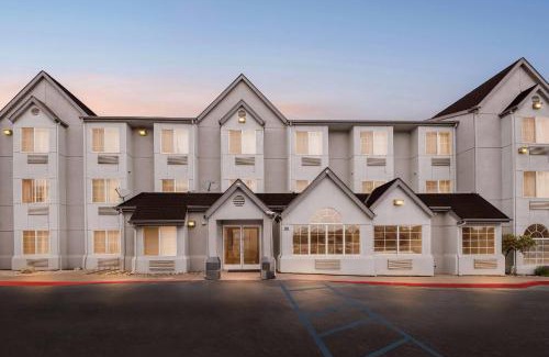 Salinas Hotel | Comfort Inn & Suites Salinas City Center Area