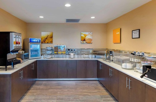 East Ellijay Hotel | Comfort Inn & Suites