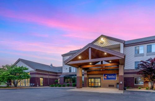 New Lisbon Hotel | Comfort Inn & Suites