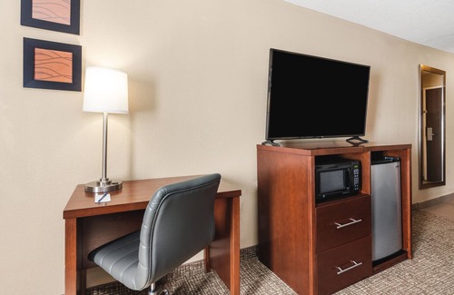 Downtown Vancouver Hotel | Comfort Inn & Suites Vancouver Downtown City Center